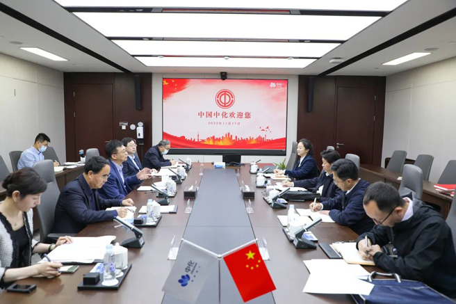 中國能源化學(xué)地質(zhì)工會(huì )主席蔡毅德到公司調研
