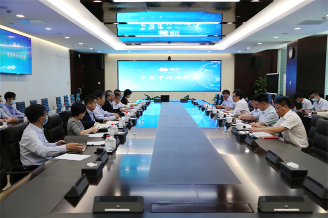 李凡榮總經(jīng)理會(huì )見(jiàn)山東東營(yíng)市長(cháng)陳必昌