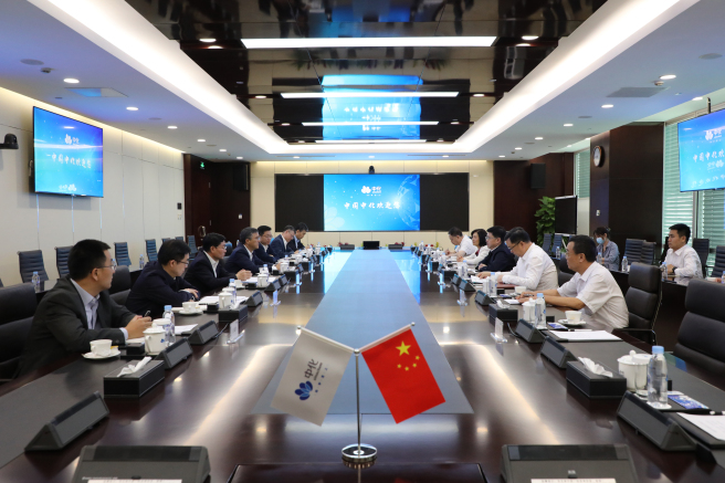 焦健會(huì )見(jiàn)海南省副省長(cháng)陳懷宇