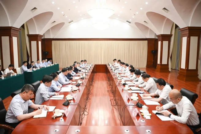 李凡榮赴遼寧調研并拜會(huì )遼寧省主要領(lǐng)導