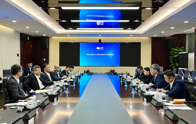 陽(yáng)世昊會(huì )見(jiàn)卡博特總裁兼CEO柯尚恩